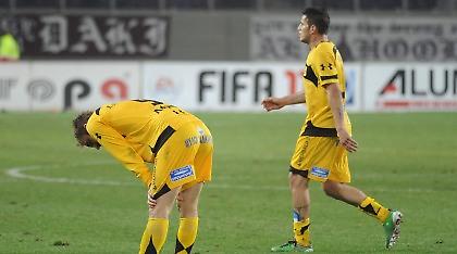 Τσιώλης μέσα, Τσέζαρεκ έξω