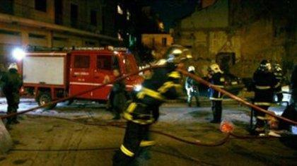 Στις φλόγες νταλίκα στην εθνική οδό