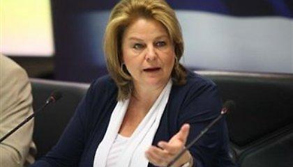 Προγράμματα για ανέργους παρουσίασε η Λ. Κατσέλη