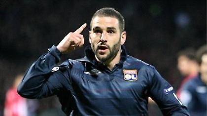 Σε απόσταση αναπνοής η Λιόν