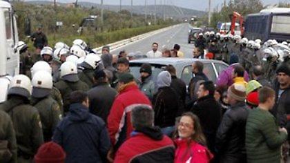 Ένταση στη λεωφόρο Λαυρίου