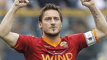 «Αφιερωμένο στην Ροζέλα και τη γυναίκα μου»!