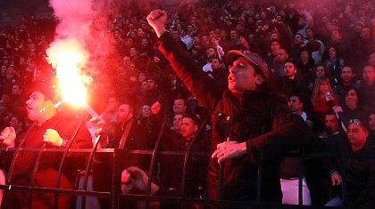 Όποιος προλάβει, πρόλαβε!