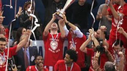 Ή η ΕΟΚ ή κανείς!