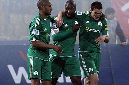 Ο Τζιμπρίλ «πυροβολεί» και… μοιράζει!