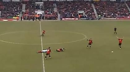 Κουνγκ Φου… τάκλινγκ (video)