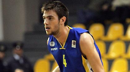 Χαμόγελα για Μάντζαρη