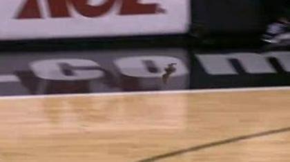 Στις νυχτερίδες αρέσει το μπάσκετ (Video)