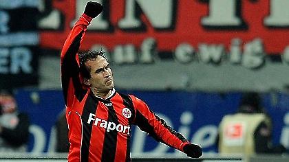 Γκέκας: «Η πιο αυστηρή κριτική της γυναίκας μου»