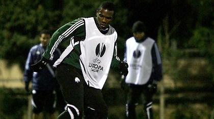 Τσεκάρει «λαβράκι»… αλά Σιμάο