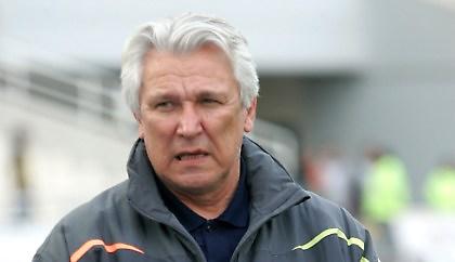 «Τέλος» ο Κάσπερτσακ, αναλαμβάνει ο Ματζουράκης