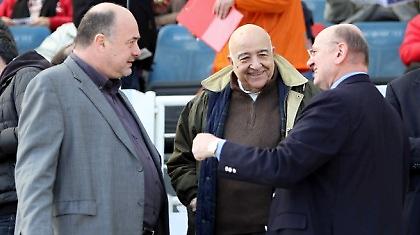 Φήμες τα περί επιστροφής Μπέου…