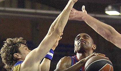 Η «Μπάρτσα» έδειξε τα δόντια της