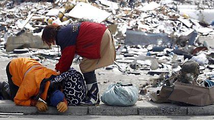 Είκοσι χιλιάδες νεκροί και αγνοούμενοι στην Ιαπωνία