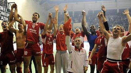 Συγχαρητήρια για βόλεϊ και γιορτή στο Καραϊσκάκη