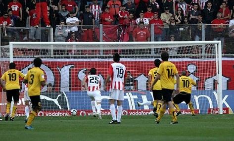 Ο τελευταίος σκόρερ έπιασε λιμάνι! (video)