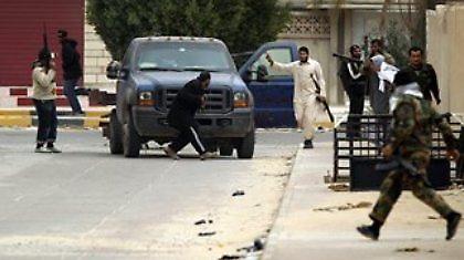 Συμφωνία στο ΝΑΤΟ για εμπάργκο όπλων στη Λιβύη