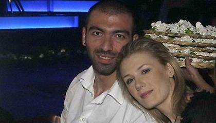 Ευτυχείς γονείς Ντουμιτρέσκου-Νικολαΐδης