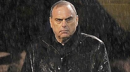 Αρνητικός ο Γκραντ