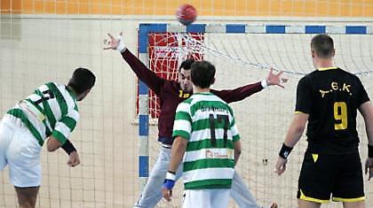 Για την παραμονή στην κορυφή