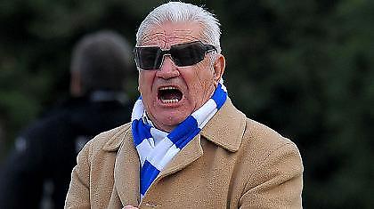 Τιμούν τον «Εθνικάρα»