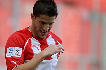 Στο Φάληρο σαν πας… Μιραλάς!