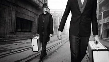 Οι απατεώνες με τα… κοστούμια στα χέρια της ΕΛ.ΑΣ.