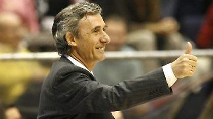 Πέσιτς: «Περισσότερο βάρος στην άμυνα»