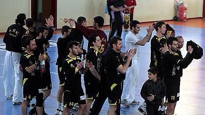 Ξέφυγε η ΑΕΚ