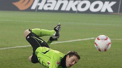 Παραμένει «κριάρι»