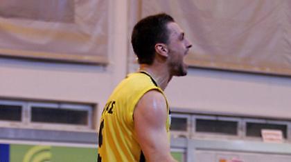 Καρύδας: «Πιο δυνατοί με τον κόσμο μας»