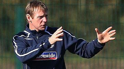 Συνεχίζει στο τιμόνι ο Πιρς