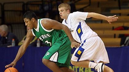 Τι βάζει το παιδάκι; (vid)