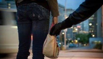 Από νωρίς στην παρανομία