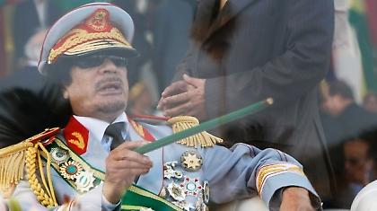 Ώρα Λονδίνου για Καντάφι!