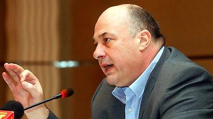 «Θα δούμε ποιος θα κάτσει στο σκαμνί»