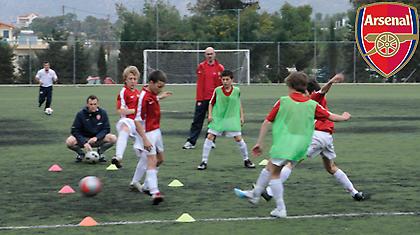 Arsenal Elite Academy in Greece (vid)