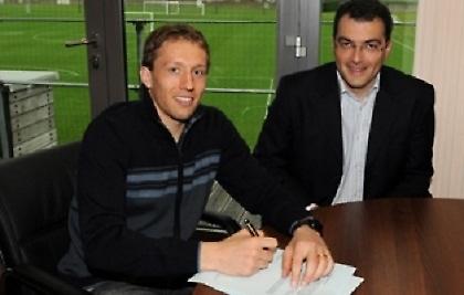 Λούκας: «Εύκολη απόφαση η ανανέωση»