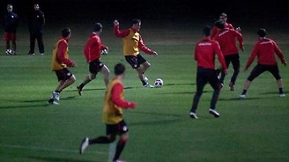 Τα κεφάλια μέσα