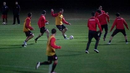 Τα κεφάλια μέσα