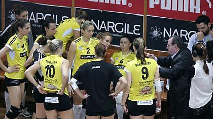 «Να σταματήσουν την πασαρέλα»