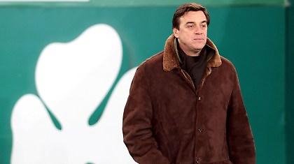 Μόνη λύση οι πωλήσεις