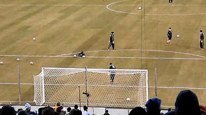 Με ένα σουτ, δύο γκολ ο Μέσι (video)