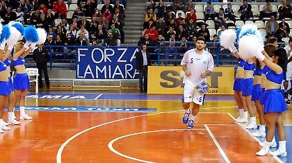 Παπαμακάριος: «Μονόδρομος η νίκη»