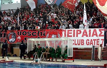 Χαμογέλασαν μόνο οι «ερυθρόλευκοι»