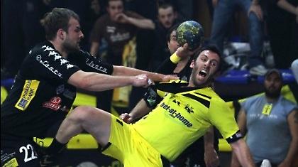 Σκότωσαν τη... μάνα τους!