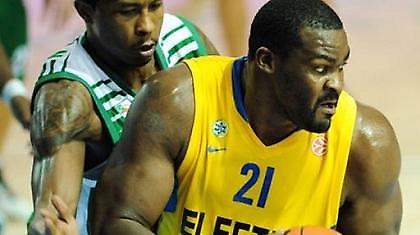 Ζορίστηκαν Μακάμπι και «Σόφο»