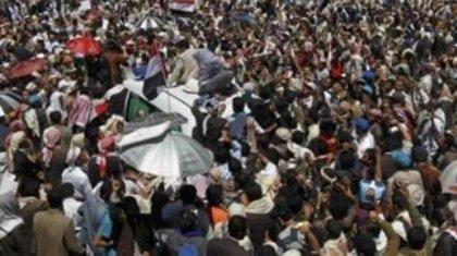 Ταραχές με εκατοντάδες τραυματίες στην Υεμένη