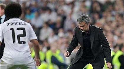 Μουρίνιο: «Εξαιρετικό το 4-0, αλλά δεν μας εξασφαλίζει»