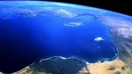 Σχεδιάζουν γεωτρήσεις στη Μεσόγειο και το Μεξικό